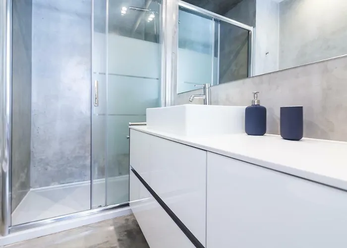 On - Violin アパート *